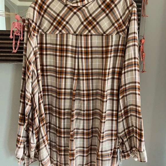 Terra & Sky Brown Plaid Women's Plus Size Button Woven Top 2X - Picture 10 of 10